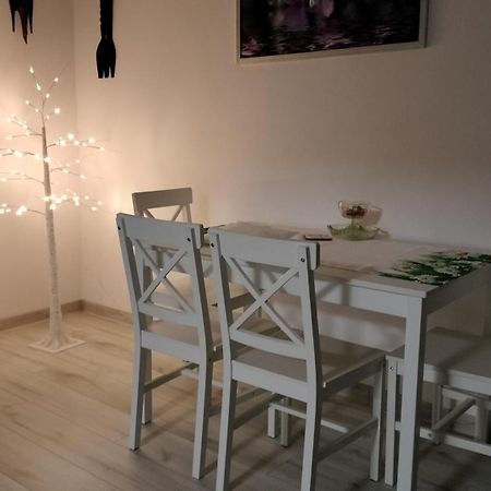 Apartament Nad Fontanna เชชูฟ ภายนอก รูปภาพ