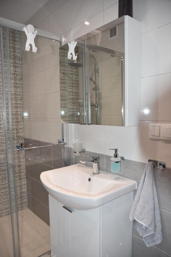 Apartament Nad Fontanna เชชูฟ ภายนอก รูปภาพ