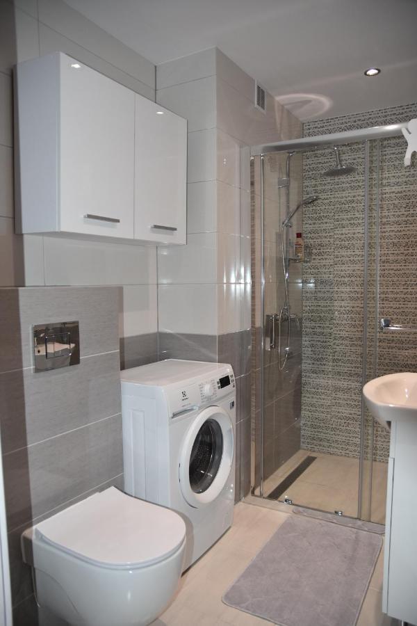 Apartament Nad Fontanna เชชูฟ ภายนอก รูปภาพ
